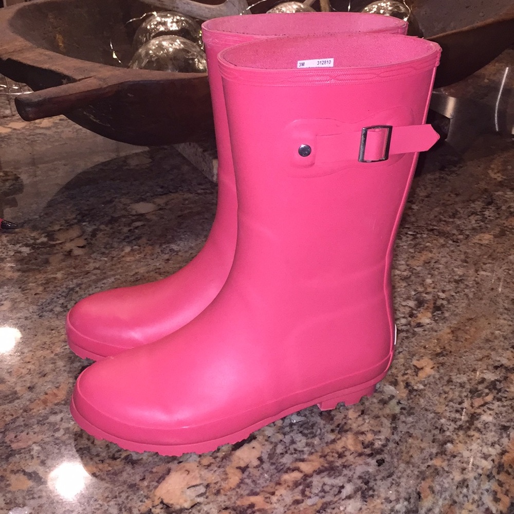 rain boots
